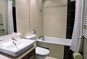 Warsaw Apartments Magnolie