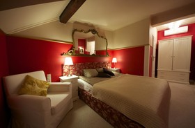 WawaBed Bed & Breakfast