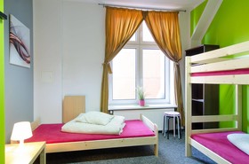Absynt Hostel
