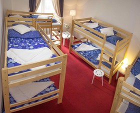 Absynt Hostel