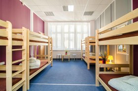 Absynt Hostel