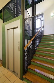 Absynt Hostel