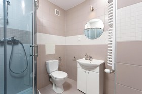 Cilantro Bed - Breakfast