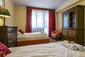 Galeria Italiana Apartments