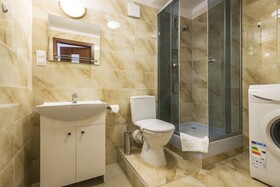 Galeria Italiana Apartments