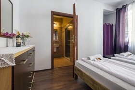 Galeria Italiana Apartments