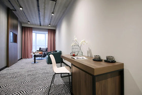 Hotel Zoo