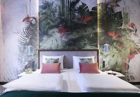 Hotel Zoo