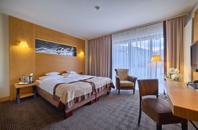 Grand Hotel Nosalowy Dwór