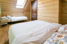 Guest House & Apartment Nabucco with Mountain View