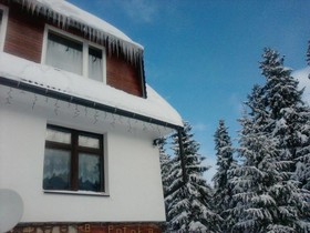 Guest House & Apartment Nabucco with Mountain View