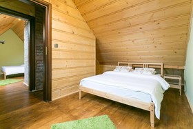 Guest House & Apartment Nabucco with Mountain View