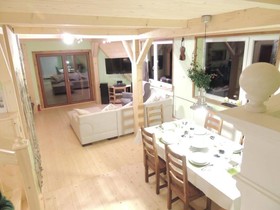 Guest House & Apartment Nabucco with Mountain View