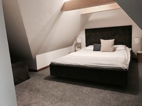 Monte House Apartments