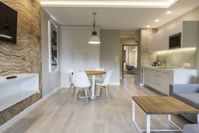 Royal Hill Residence