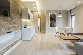 Royal Hill Residence