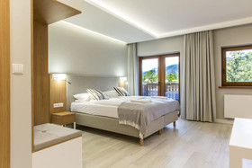 Royal Hill Residence