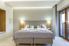 Royal Hill Residence