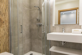 Royal Hill Residence