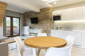 Royal Hill Residence