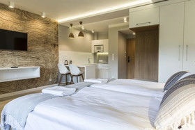 Royal Hill Residence