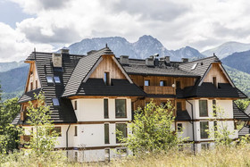 Royal Hill Residence