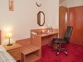 Aura Hotel