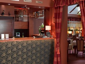 Aura Hotel