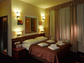 Aura Hotel