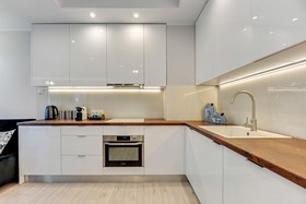 Aura by Downtown Apartments