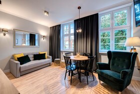 Dom & House - Apartments Old Town Ogarna