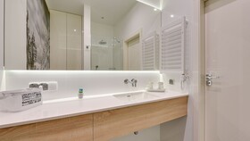 Dom & House - Apartments Old Town Ogarna