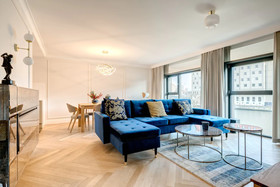 Dom & House Winter Residence