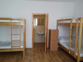 Hostel4u
