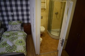 Hostel4u
