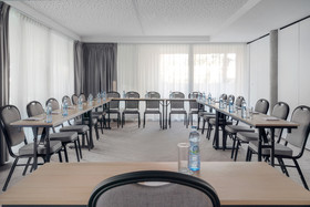 Hotel Almond Business & SPA