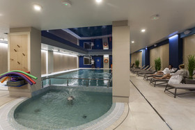 Live & Travel Apartments