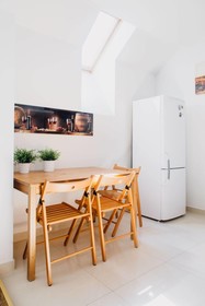 Midtown Hostel