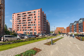 Waterlane Island by Sun & Snow