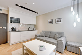 Welcome Apartment Old Town Smart City