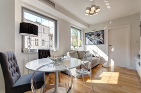 Welcome Apartment Old Town Smart City