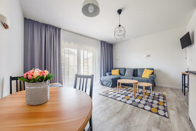Piec Mórz by Sun & Snow