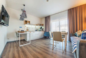 Piec Mórz by Sun & Snow