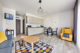 Piec Mórz by Sun & Snow