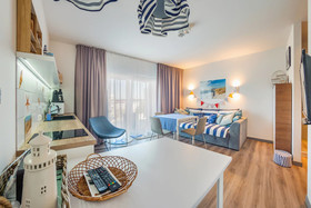 Piec Mórz by Sun & Snow