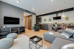 Flats For Rent-Verano Residence