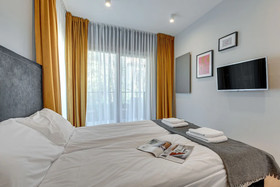 Flats For Rent-Verano Residence