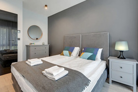 Flats For Rent-Verano Residence