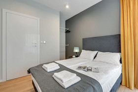 Flats For Rent-Verano Residence