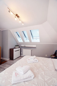 Golden Sun Apartments-Port